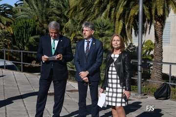 La ULPGC inmortaliza a su recordado profesor Antonio Falcón/FJS Fotografía.